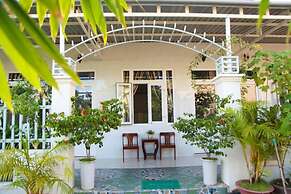 Son Tra Guest House