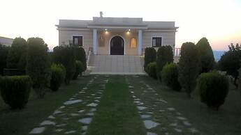 Luxury Villa Thea