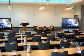 Hotel Indigo Everett - Waterfront Place by IHG