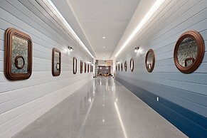 Hotel Indigo Everett - Waterfront Place by IHG