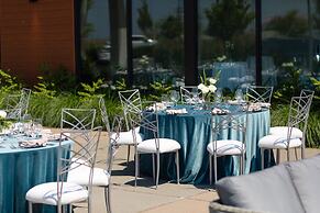 Hotel Indigo Everett - Waterfront Place by IHG
