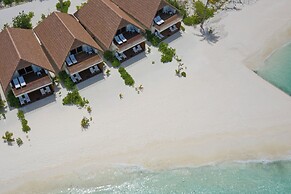 Cinnamon Velifushi Maldives