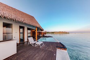 Cinnamon Velifushi Maldives