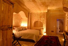 Crassus Cave Hotel