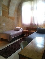 Crassus Cave Hotel