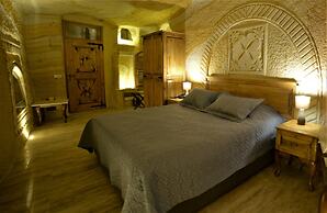 Crassus Cave Hotel
