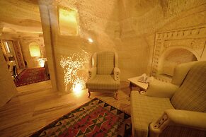 Crassus Cave Hotel