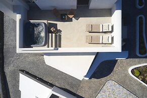 Danae Suites Santorini
