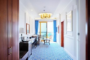 GoldOne Hotel & Suites