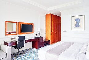 GoldOne Hotel & Suites