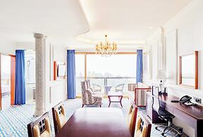 GoldOne Hotel & Suites
