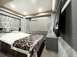 Hotel Rocks