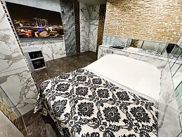 Hotel Rocks