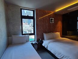 MG Hotel Jonggak