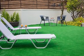 E & G Relax Homes
