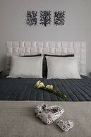 E & G Relax Homes