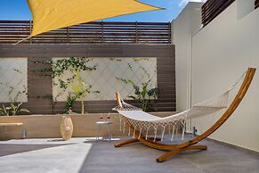 E & G Relax Homes