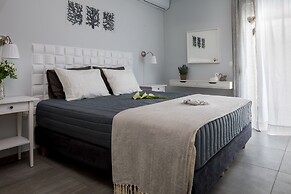 E & G Relax Homes