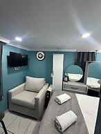 Ada  Apart Hotel