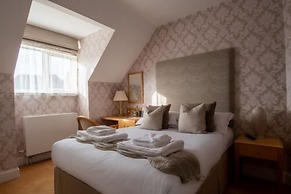 Cliff House Hotel