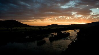 Elgro River Lodge