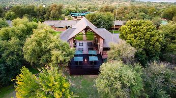 Elgro River Lodge