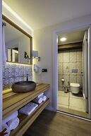 Ece Marina Suites