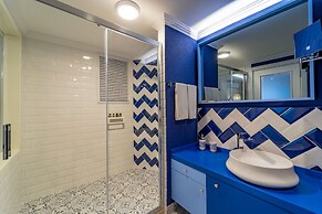Ece Marina Suites