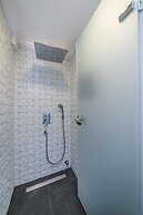 Ece Marina Suites