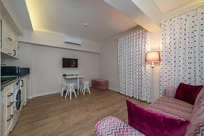 Ece Marina Suites