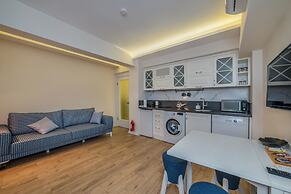 Ece Marina Suites