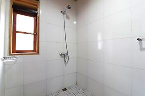 Tuk Tuk Timbul Bungalows