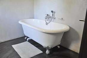 Anisa Guesthouse