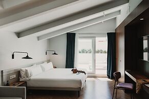 Room Mate Collection Helen Berger