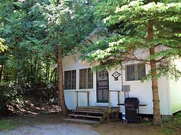 Miners Bay Lodge