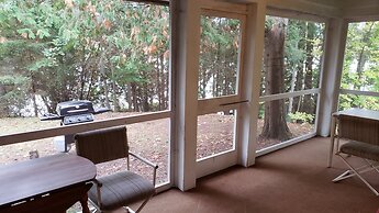 Miners Bay Lodge
