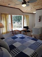 Miners Bay Lodge