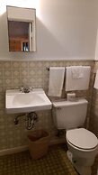 Miners Bay Lodge