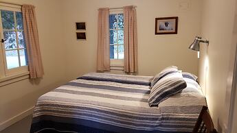 Miners Bay Lodge