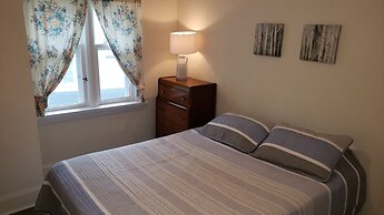 Miners Bay Lodge