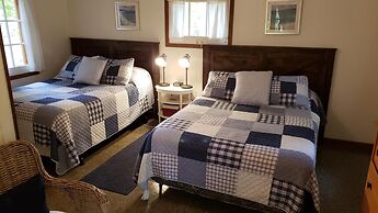Miners Bay Lodge