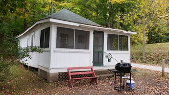 Miners Bay Lodge