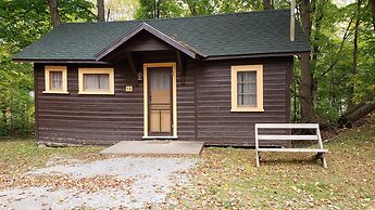 Miners Bay Lodge