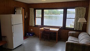 Miners Bay Lodge