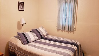Miners Bay Lodge