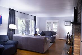 Miners Bay Lodge
