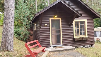 Miners Bay Lodge