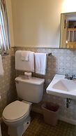 Miners Bay Lodge