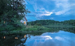 Miners Bay Lodge