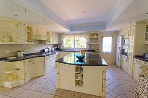 Villa Shayna